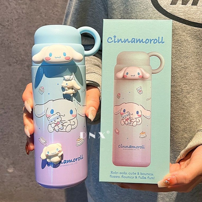 SANRIO ซินนามอนโรล คุโรมิ แก้วสูญญากาศ 3D ตุ๊กตาฉนวนดื่มน้ํานักเรียนเด็ก ฝาปิด ของขวัญวันเกิด