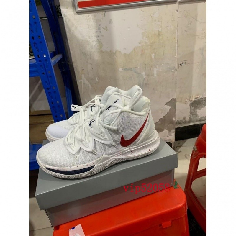Kyrie 5uconn Huskies winner Irving 5sports shoes รองเท้าบาสเก็ตบอล