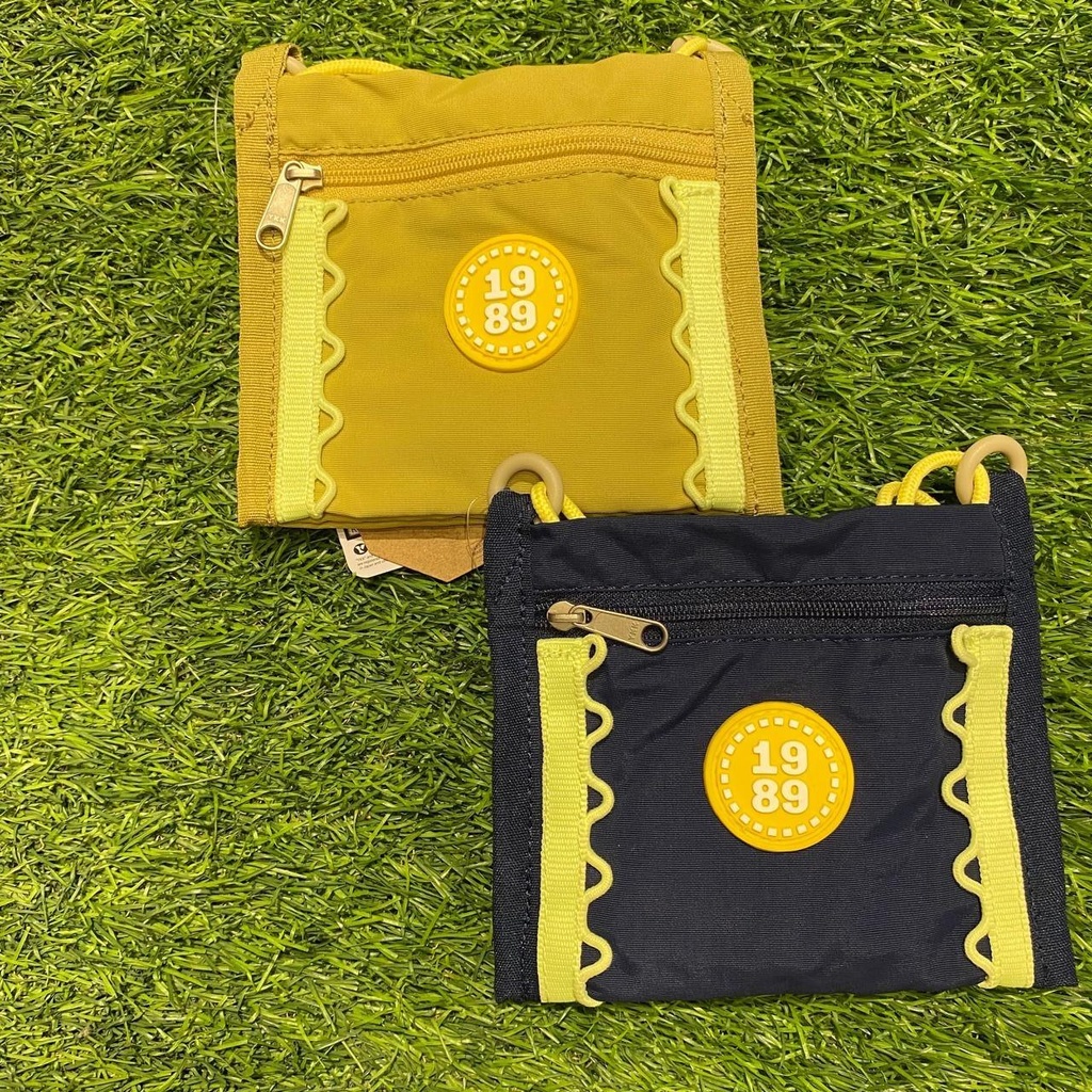 EIGER 1989 กระเป๋าสะพายข้างผู้หญิง SERIES WS GEVA NECK POUCH