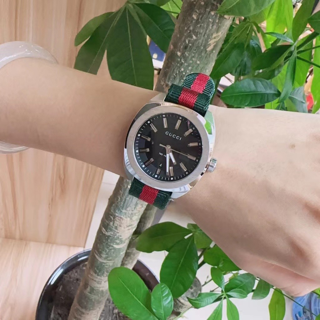 กุชชี่ นาฬิกา Gucci GG2570 series สายไนลอน 4CM หน้าปัดสีดำ
