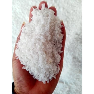 เกลือทะเลเม็ดขาว 900g. เกลือสมุทร 100% ใช้ปรับสภาพน้ำ เกลือเม็ดเลี้ยงปลา เกลือสปาขัดผิว Salt