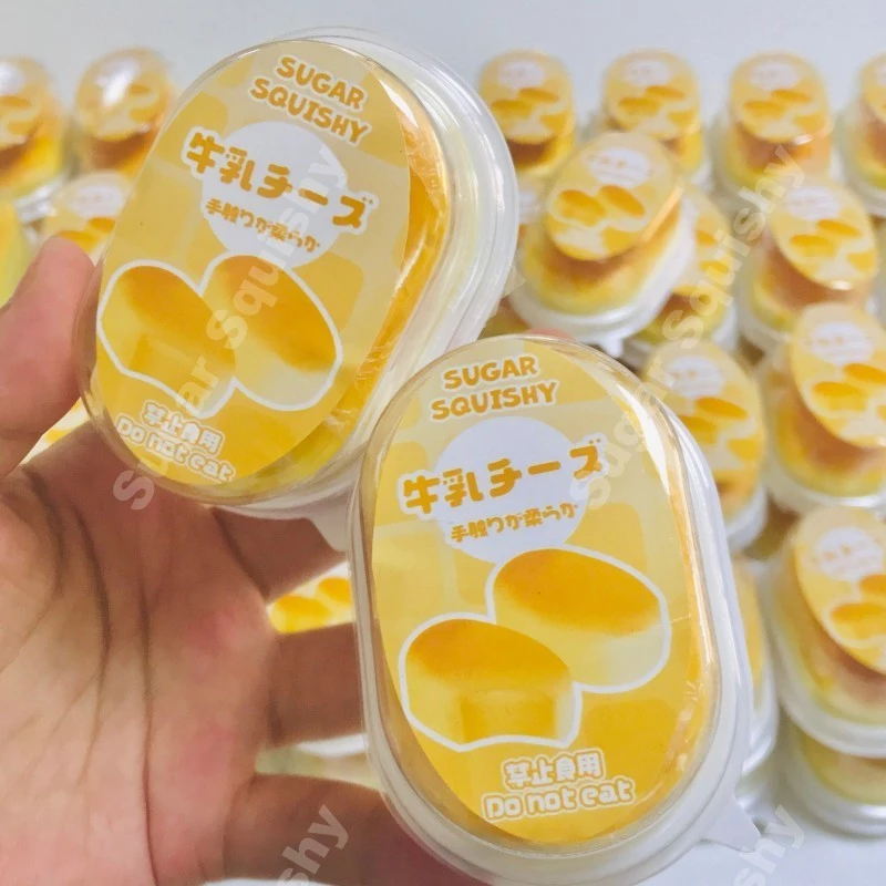 สกุชชี่น้ําตาล เค้กชีสชนิดบรรจุกล่องน้อย สกุชชี่ที่เพิ่มขึ้นช้า