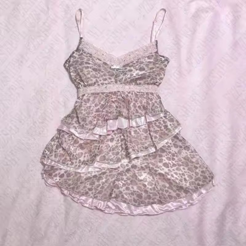 新款裙边吊带层次感风豹纹收腰不规则甜美吊带New skirt edge suspender with layered style and leopard print waist cinching202