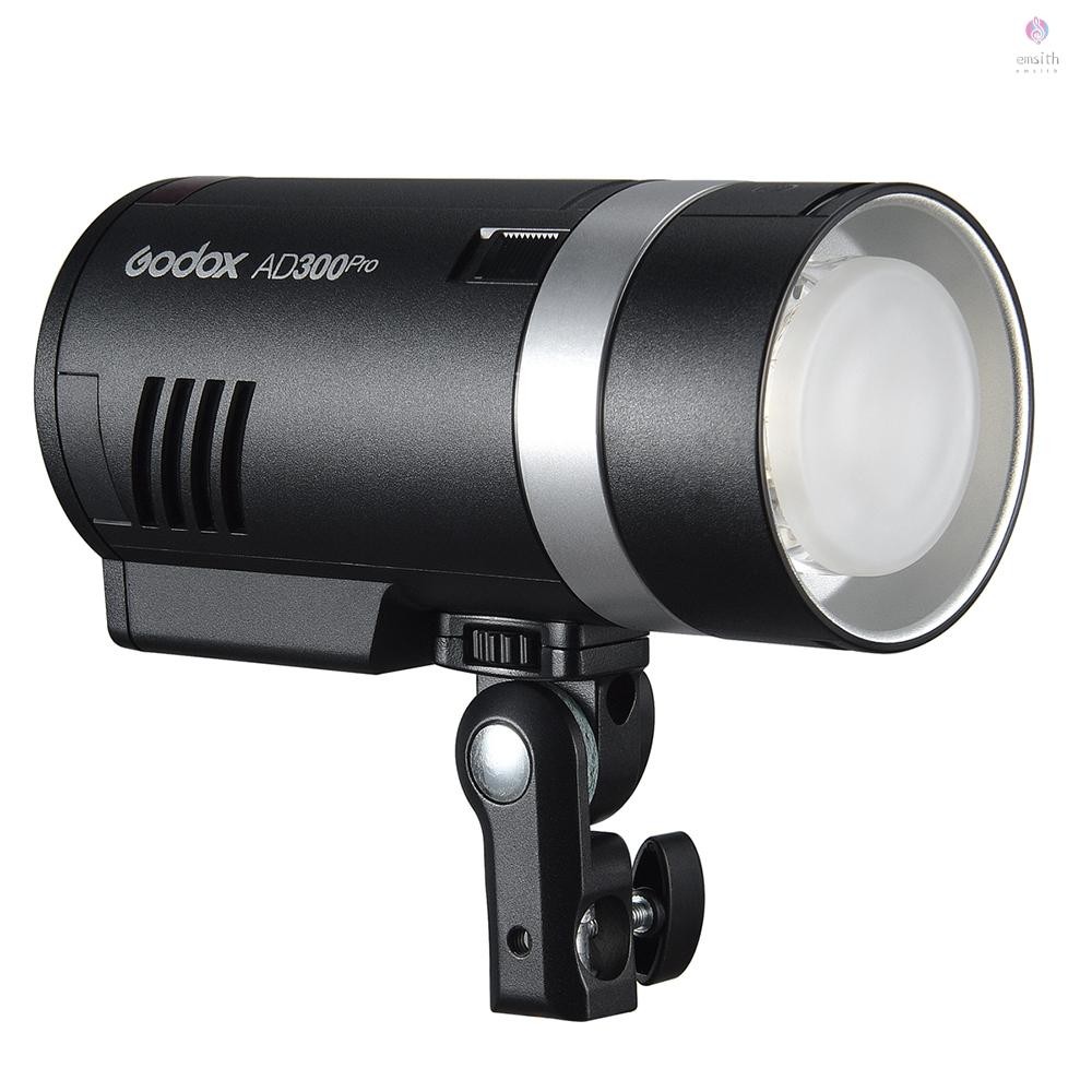 E * M Godox AD300Pro แบบพกพากลางแจ้ง Strobe Flash Light 2.4G ไร้สาย 300Ws 5600K TTL 1/8000s Fast Syn