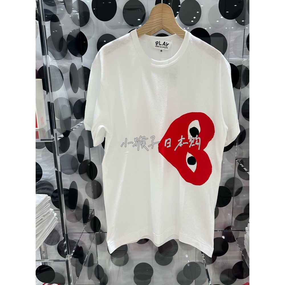 เสื้อยืดแขนสั้นคอกลมสำหรับผู้หญิง สไตล์เกาหลี สีดำและแดง โลโก้รูปหัวใจขนาดใหญ่ พิมพ์ลายเนื้อนุ่ม
