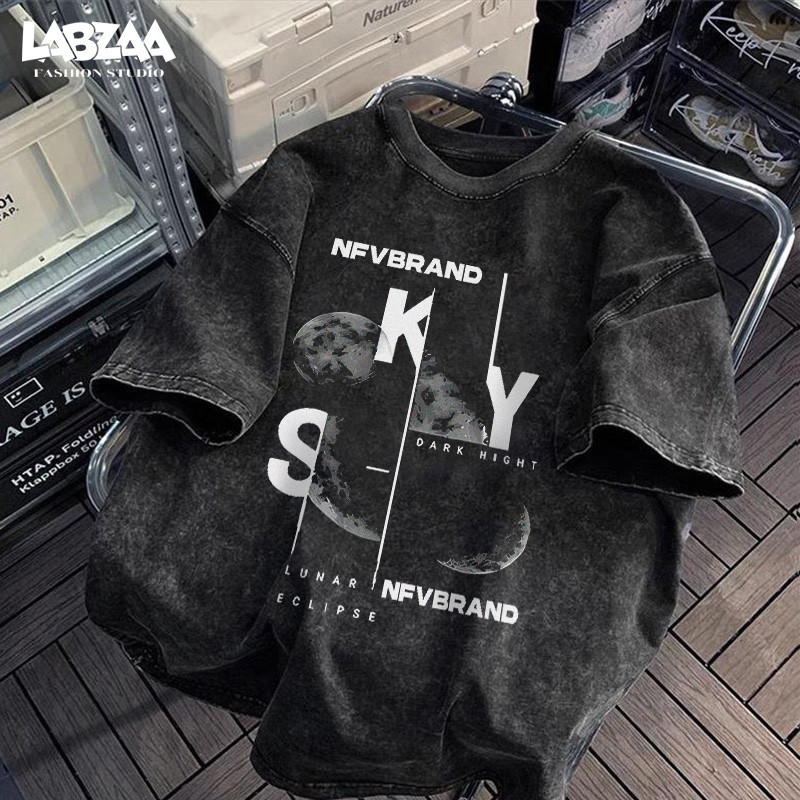 วินเทจฟอกน้ำ🌟แขนสั้น คอกลม เสื้อยืด ลายพิมพ์ดวงจันทร์ ใส่สบาย เนื้อผ้านุ่ม ผู้ชาย ผ้าฝ้ายแท้ YG2665