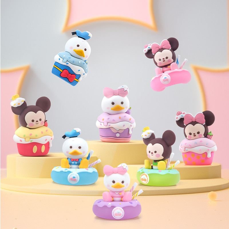 Disney Doll Cake Series Ornaments Minnie Magnetic 3D Doll  Cartoon Toys Can be used as a fridge magn