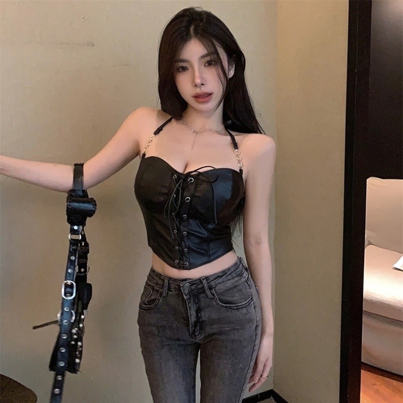 เซ็กซี่ เข้ารูป ผ้าใส่สบาย เสื้อคล้องคอ หลังสม็อคน่ารัก ผ้าหนัง มีฟองน้ำ สีพื้นเท่มาก 