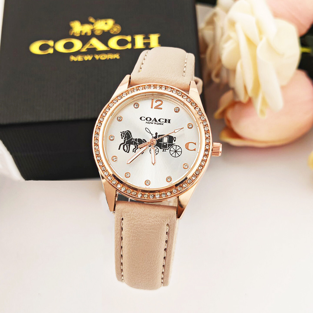 [กล่องฟรี] นาฬิกาควอทซ์หนัง Rhinestone Classic Carriage สําหรับผู้หญิง