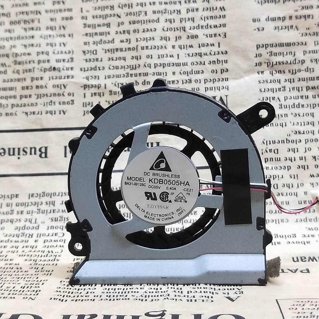 พัดลมระบายความร้อน cpu เดิมสําหรับ SAMSUNG NP 530U3C 532U3C 530U3B 535U3C 540U3C NP535U3C KDB0505HA-