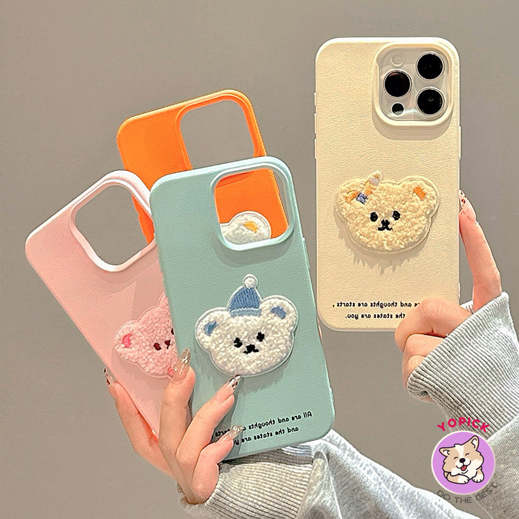 การ์ตูนปักตุ๊กตาหมีน่ารักหนังเคสโทรศัพท์สําหรับiphone 11 12 13Pro Max 14Plus XR XS Max 7 8 Plus SE2020 การ์ตูนคู่ฝาครอบโทรศัพท์สําหรับIPhone 15ProMaxเพื่อนสาวPWK