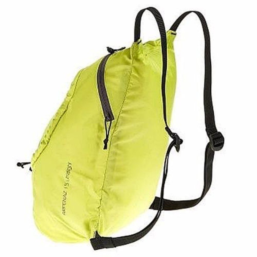 เป้ กระเป๋าเป้หลังพับได้ Quechua Ultralight 15 L