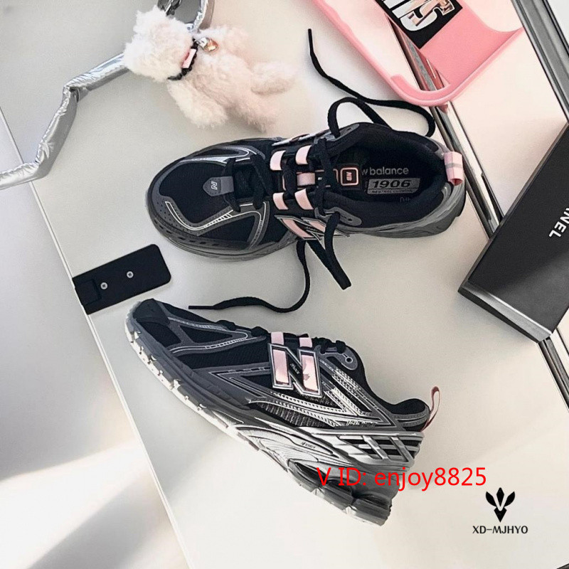 Fast w 1906R สีดําสีเทาสีชมพูจ๊อกกิ้งรองเท้า M1906RHC M1906RJB