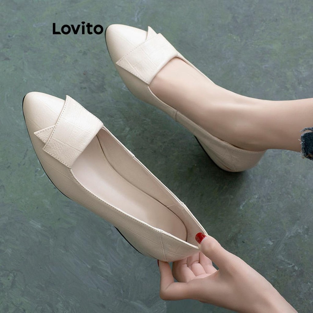 Lovito รองเท้าแตะลำลองแบบธรรมดาสวมใส่สบายสำหรับผู้หญิง LFA45148