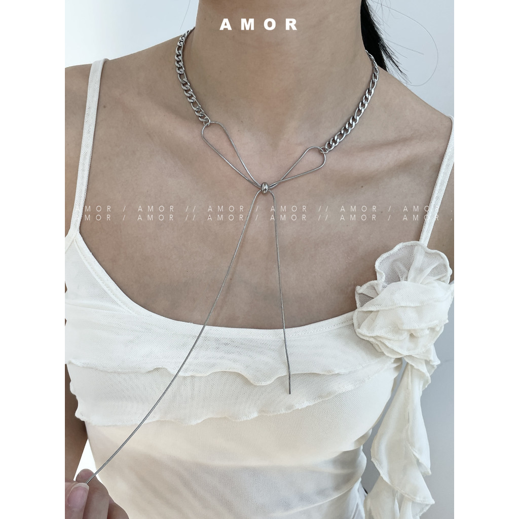 สร้อยคอสแตนเลส สไตล์เกาหลีที่เรียบง่ายและหลากหลาย โชคเกอร์โบว์ปรับได้สีเงิน