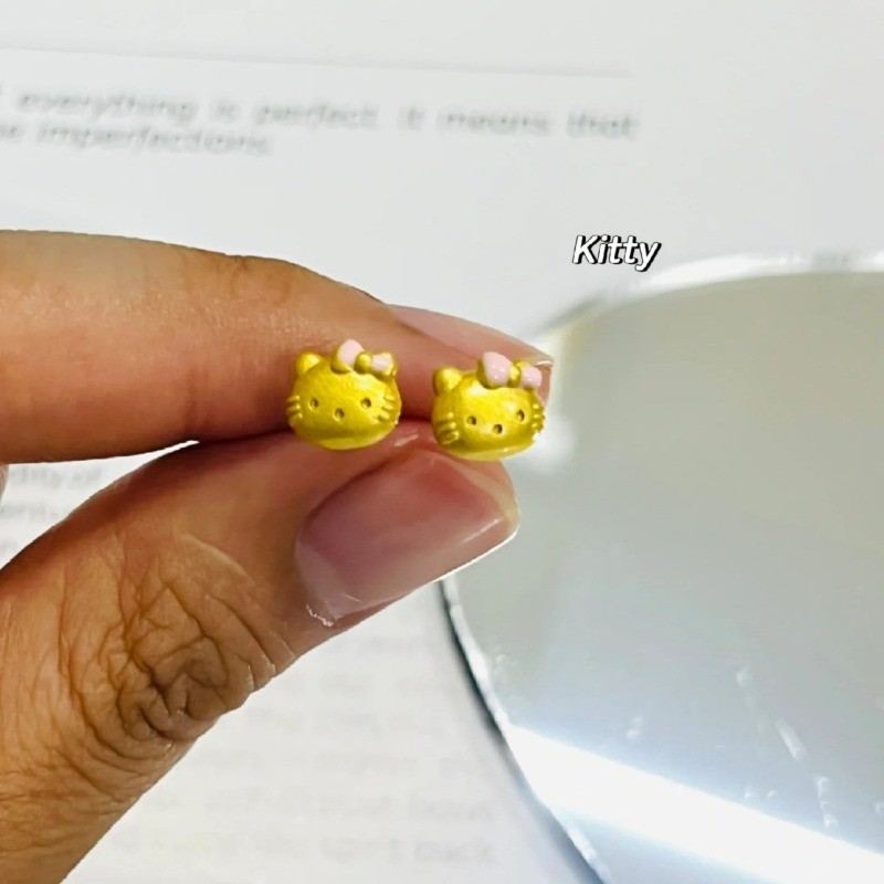 Hello Kitty Bow ต่างหู 925 เข็มเงิน Mini Delicate Premium Sense HelloKitty ต่างหูแมวอุปกรณ์เสริมของขวัญขายส่ง