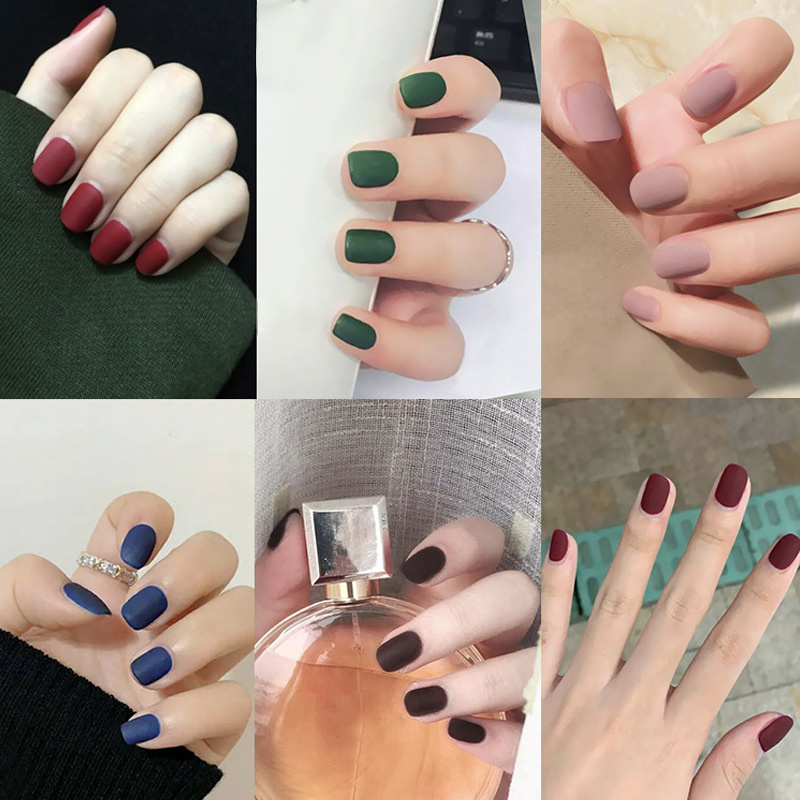[ฟรี กาว] 10 สี 30 ชิ้นเล็บปลอมสั้นทรงสี่เหลี่ยมรูปร่างอัลมอนด์เล็บปลอมด้วยกาวสติกเกอร์กดบนเล็บเล็บเทียมสีขาวสีดําสีชมพูสีแดงสีน้ําตาลเคลือบสี