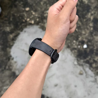 สายหนังแบบสปอร์ตสําหรับ Samsung Galaxy Watch 8 44 มม.40 มม.นาฬิกา 8 สายคลาสสิกผู้ชายสําหรับ Galaxy Watch Ultra 2025 47 มม.อุปกรณ์เสริมสร้อยข้อมือ Band