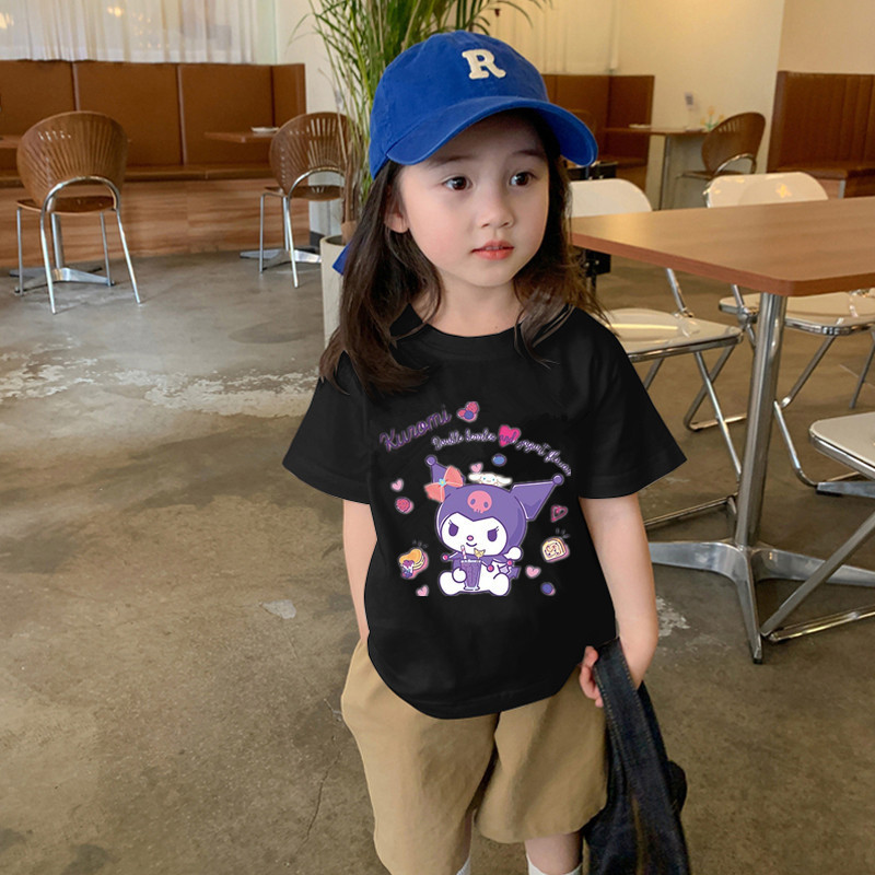 (จัดส่งตลอด 24 ชั่วโมง) เสื้อยืดแขนสั้น พิมพ์ลายการ์ตูน Kulomi แฟชั่นฤดูร้อน สําหรับเด็กผู้ชาย และเด็กผู้หญิง 2024