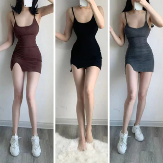 ชุดเดรสเปิดหลัง สไตล์มินิมอล