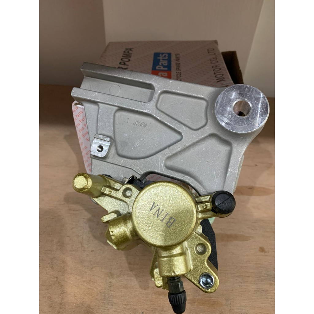 แผ่นดิสก์ที่ระบายอากาศได้ PLUS SUPRA GTR PLATE BINA PARTS