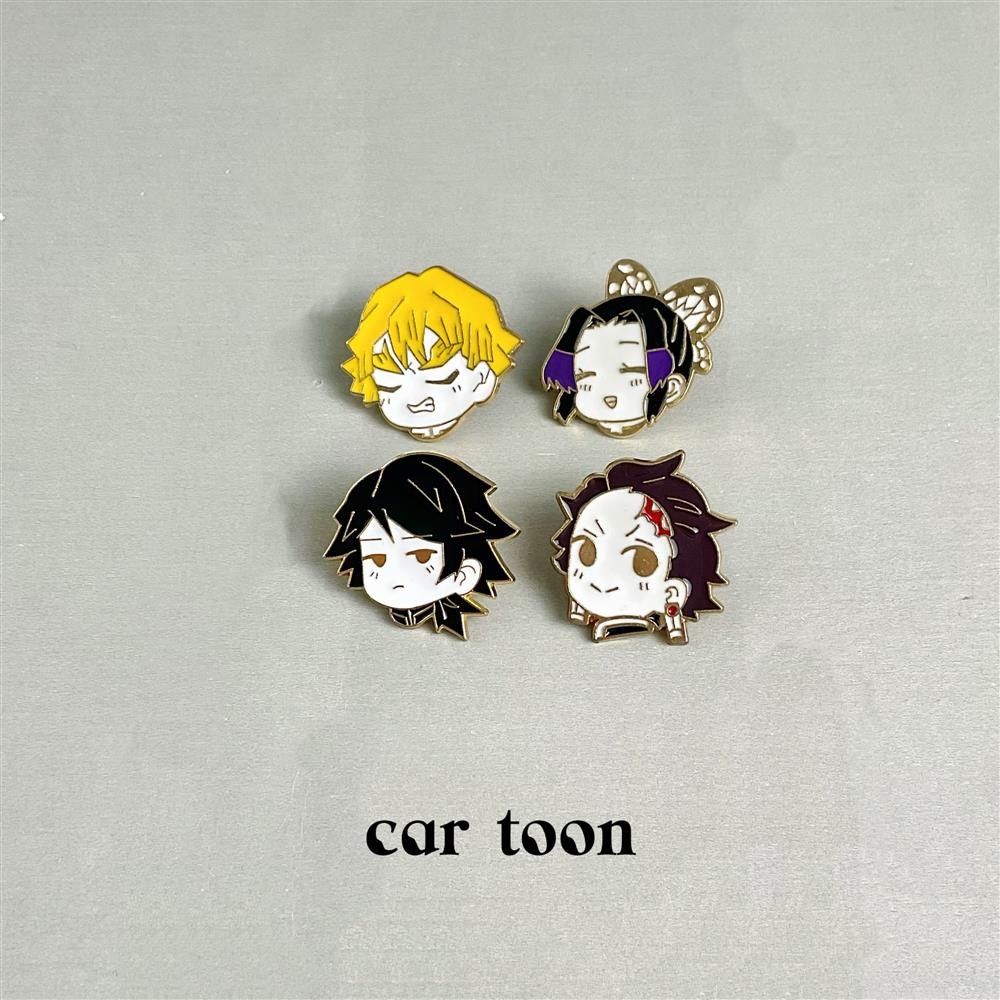 เข็มกลัดโลหะ Demon Slayer Kochou Shinobu Cosplay อุปกรณ์เสริม Halloween สำหรับผู้ใหญ่ทั้งสองเพศ