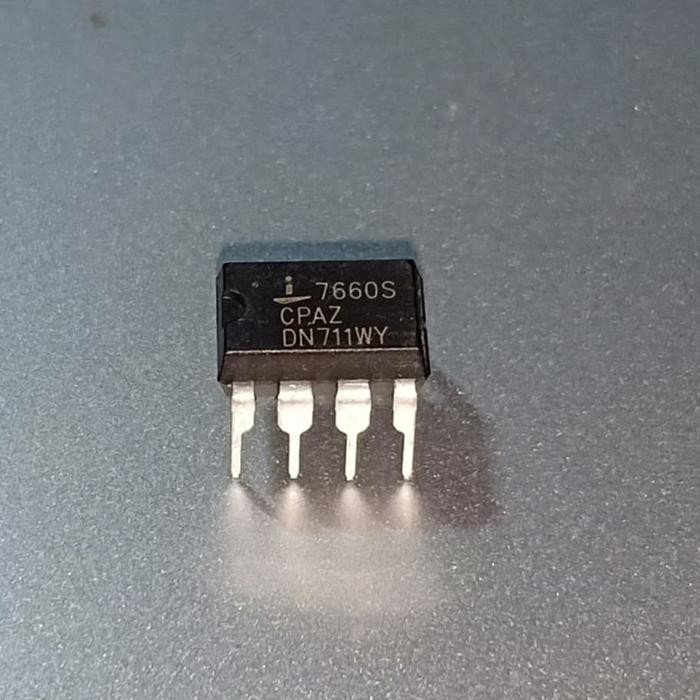 ICL7660SCPAZ ICL7660S ICL7660 ICL 7660 DIP-8 IC