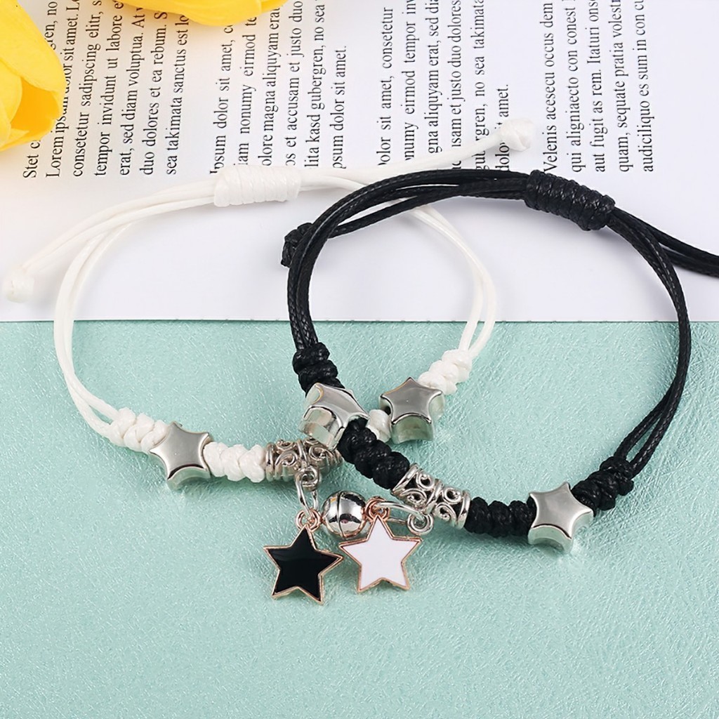 ชุดสร้อยข้อมือแม่เหล็กเรืองแสง Hishop 1/2 สําหรับคู่รัก SA888