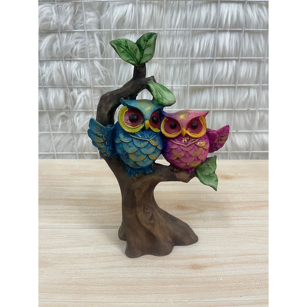 TD434 - Polyresin Owls ในสาขาต้นไม้