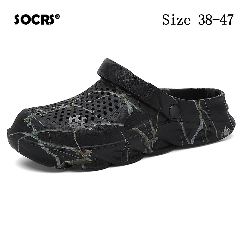 SOCRS โซคาร์ส 2026 รองเท้าแตะชายฤดูร้อนสวมใส่ลื่นรองเท้าแตะชายหาดแนวโน้มรองเท้าแตะลําลองระบายอากาศหนาด้านล่างคุณภาพสูงขนาดใหญ่ 46 47