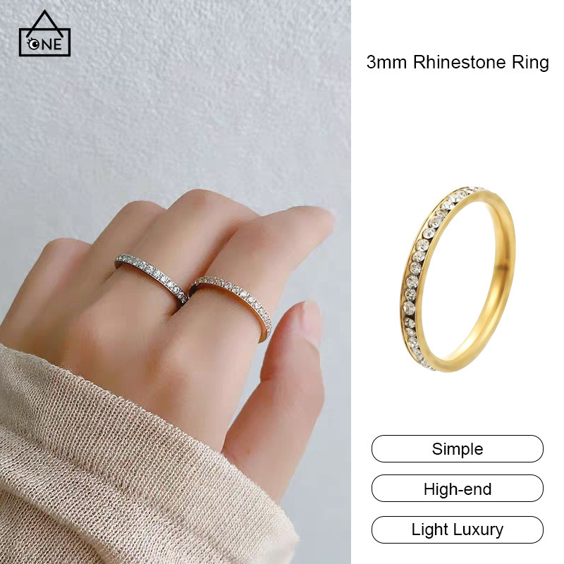 COD❤️แหวน Rhinestone 3 มม. อารมณ์แฟชั่นแหวนเหล็กไทเทเนียมเครื่องประดับมือสำหรับคู่รัก-a.one