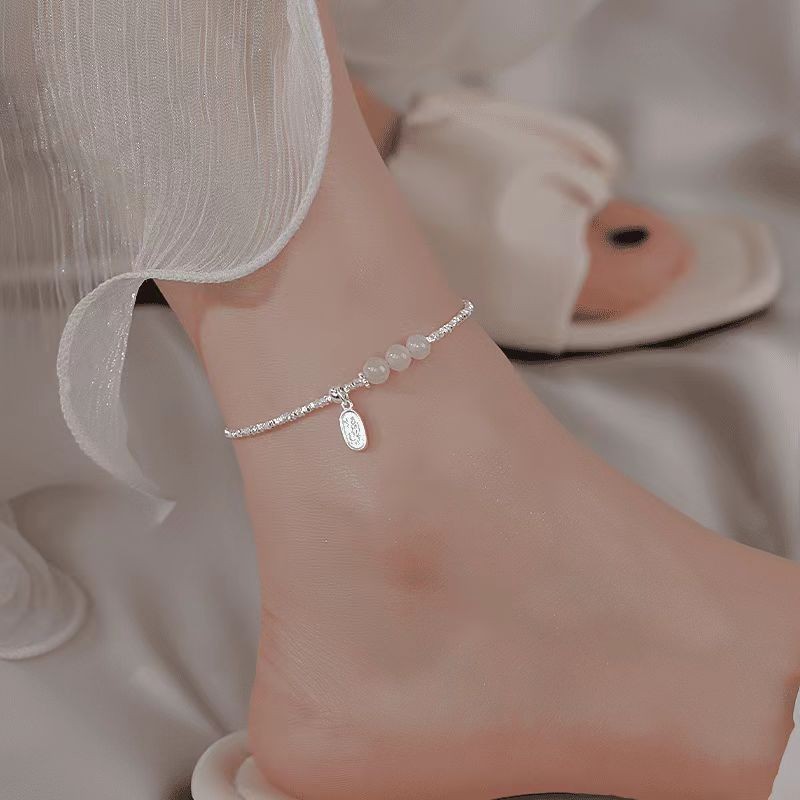 สร้อยข้อมือผู้หญิงดีไซน์หรูหรา สไตล์เรียบง่าย พร้อมใช้งานได้ทุกโอกาส jzcg020250708