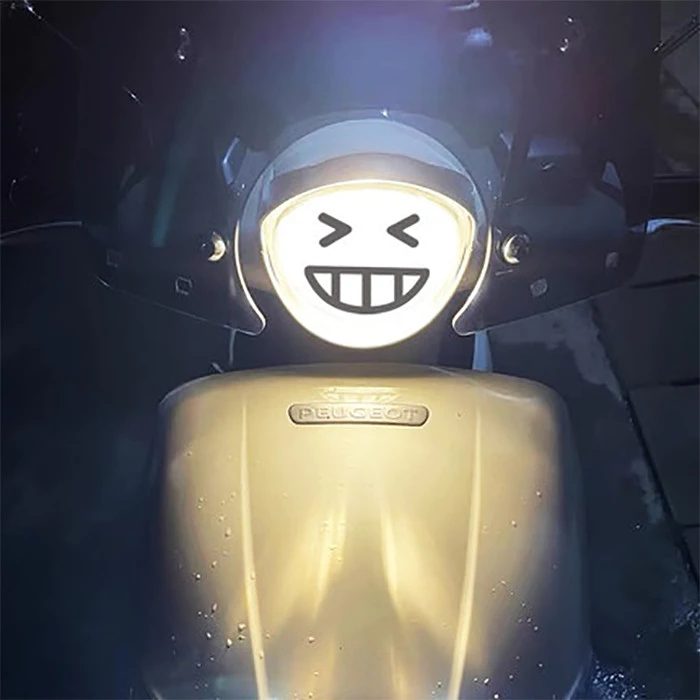 สติ๊กเกอร์หน้ายิ้มแต่งไฟหน้ารถ Piaggio Vespa Sprint GTS 300/Wave 100/Gpx Demon 150/Gr G310gs/Gpx 200/S1000rr/Fino/Pcx thumbnail 7