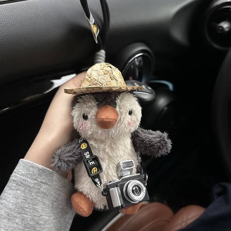 Cute Blush Peanut Penguin Keychain Package Pendant Car Key Decorative Cartoon Plush Doll Creative Gift pendant Er8n