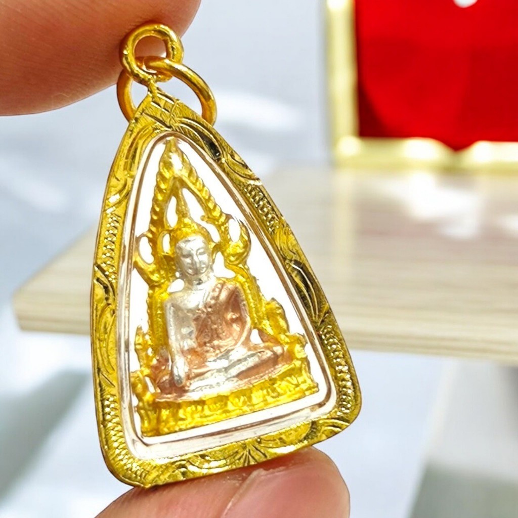 จี้ & Charm รูปหล่อหลวงพ่อพุทธชินราชเนื้อ 3K เลี่ยมกรอบไมครอนพรีเมี่ยมสวยงาม (lekshop)