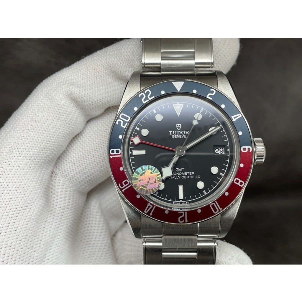 Tudor ZF Factory Qichen Series การเคลื่อนไหวอัตโนมัติ Sapphire Swiss Mirror ขนาด: 41 มม. 904 เข็มขัด