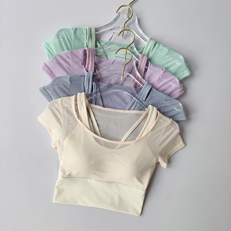 ผู้หญิงพิลาทิสการฝึกอบรมชุดออกกําลังกายหน้าอกเบาะชุดโยคะด้านบนแห้งเร็วความรู้สึกระดับไฮเอนด์กีฬาแขนสั้นระบายอากาศ