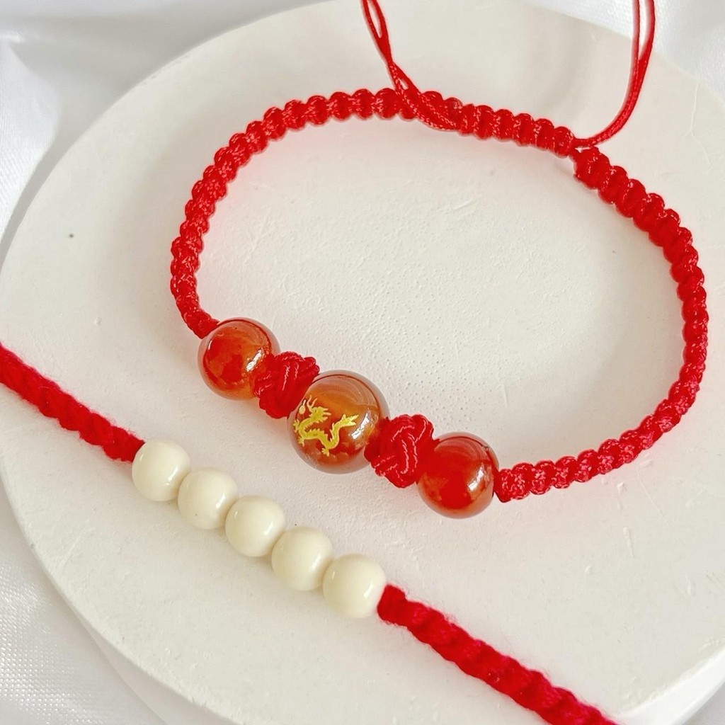 ข้อมือด้ายแดง 12นักษัตร ประจำปีเกิด เสริมมรัพย์ เสริมโชค เสริมดวง ใส่อาบน้ำได้