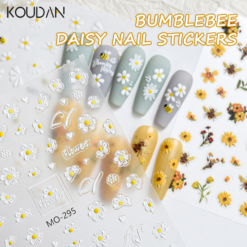 สติ๊กเกอร์ติดเล็บ ตกแต่งเล็บ 3D ขนาดเล็ก Daisies Bees ดอกทานตะวันฤดูร้อนน่ารักการ์ตูน KOUDAN