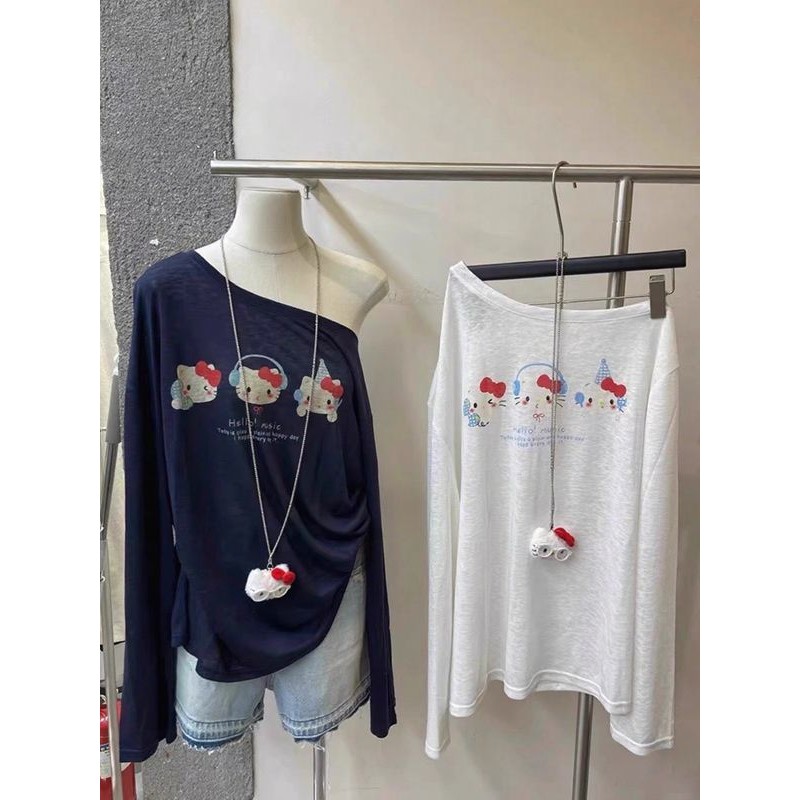 เสื้อยืดแขนยาวและกระเป๋าสะพายข้าง สไตล์เกาหลีสีขาว พิมพ์ลายคิตตี้แมว สำหรับผู้หญิงในฤดูใบไม้ร่วง