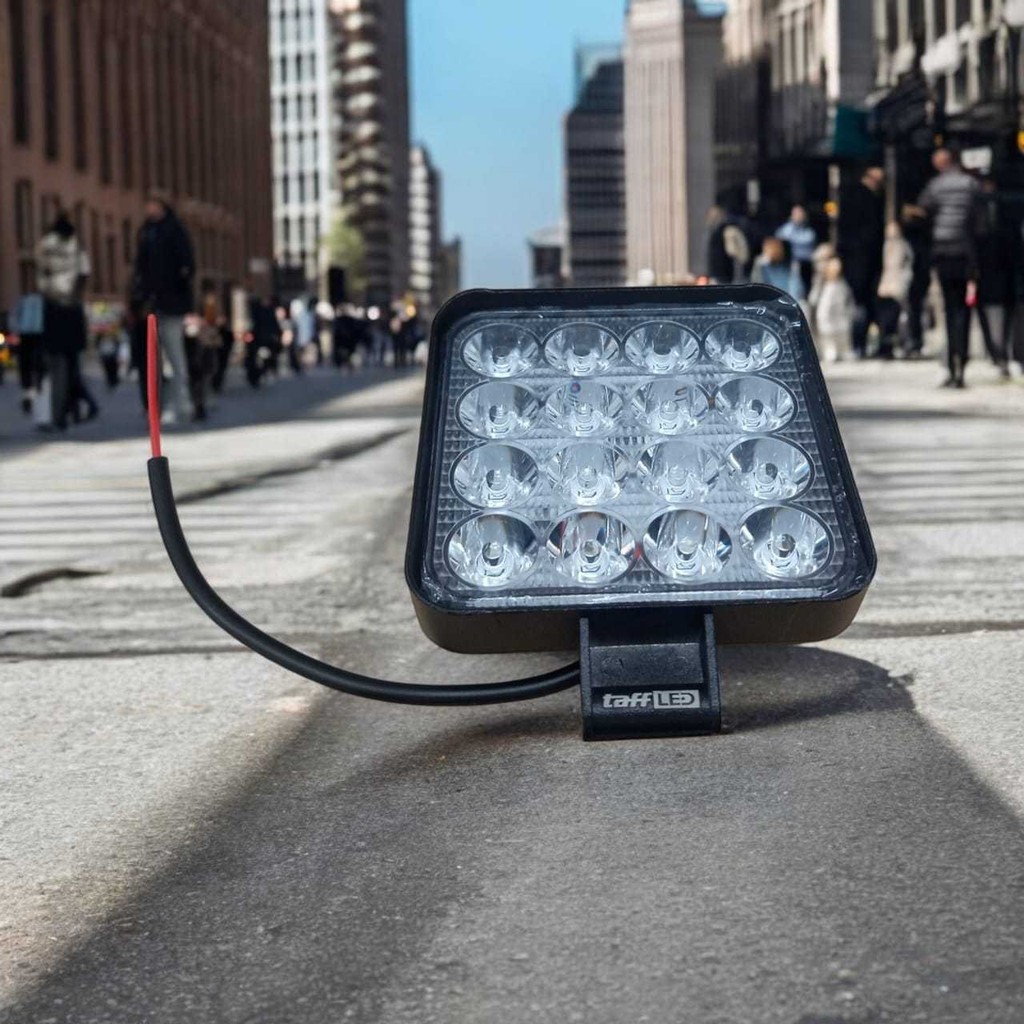 SENDSTTR LED สปอตไลท์รถยนต์ LED Floodlight Cool White IP68 48W - D841