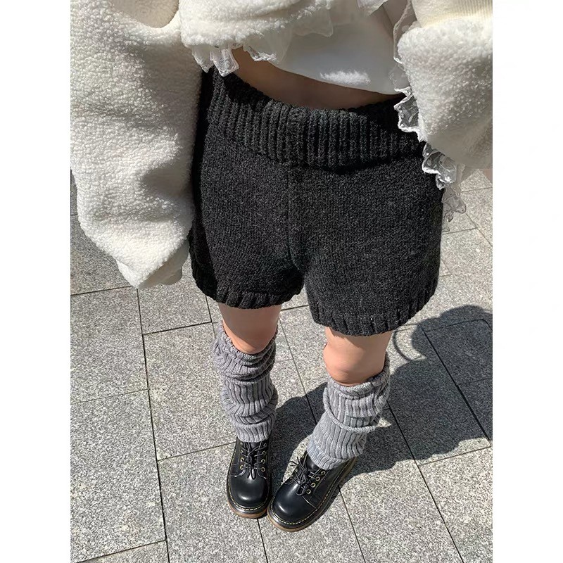 เกาหลีกางเกงขาสั้น สำหรับฤดูใบไม้ร่วงและฤดูหนาว สไตล์เรียบง่ายและกระชับ เอวสูง ยืดหยุ่น มีสีทึบ - รูปที่ 4