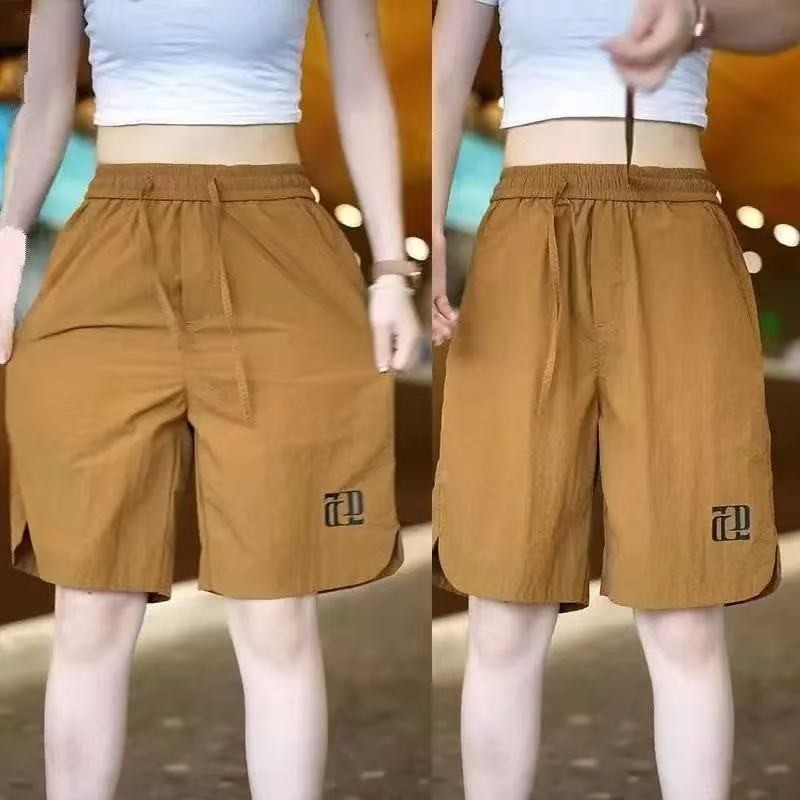 กางเกงขาสั้นผู้ชาย ทำจากผ้าไหมน้ำแข็งบาง สวมใส่สบาย มีสายยางยืดที่เอว เหมาะสำหรับชายหาดและกิจกรรมกลางแจ้งในฤดูร้อน