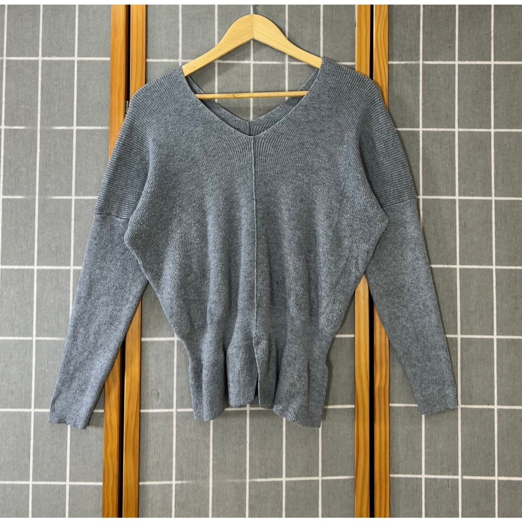 &C231) Saison de papillon ไซส์ S เสื้อไหมพรมสีเทาผ้าอะคริลิค + เรย่อน อก 40 ถึง 48 ความยาว 25 ตัวนี้