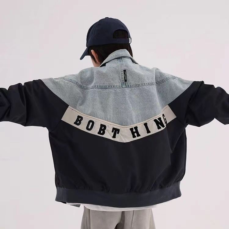 เสื้อแจ็คเก็ตเด็กผู้ชาย High-End Contrast Color Jacket 2024 สไตล์ใหม่การจับคู่สี Letter Denim Jacket