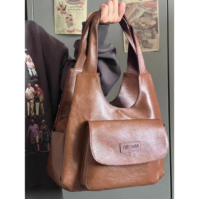 Ins Niche Design กระเป๋าความจุขนาดใหญ่หญิง 2024 สไตล์ใหม่ Retro Tote Bag Student Class Commuter กระเป๋าสะพาย