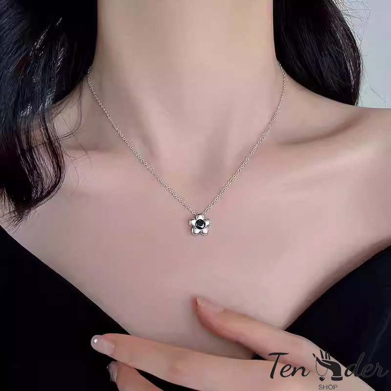 COD-ส่งเร็วจากไทย🎀ส่วนบุคคลดอกไม้สีดำสร้อยคอสุภาพสตรีหวานเย็น Niche ไหปลาร้าโซ่สร้อยคอสไตล์เย็น-Tender