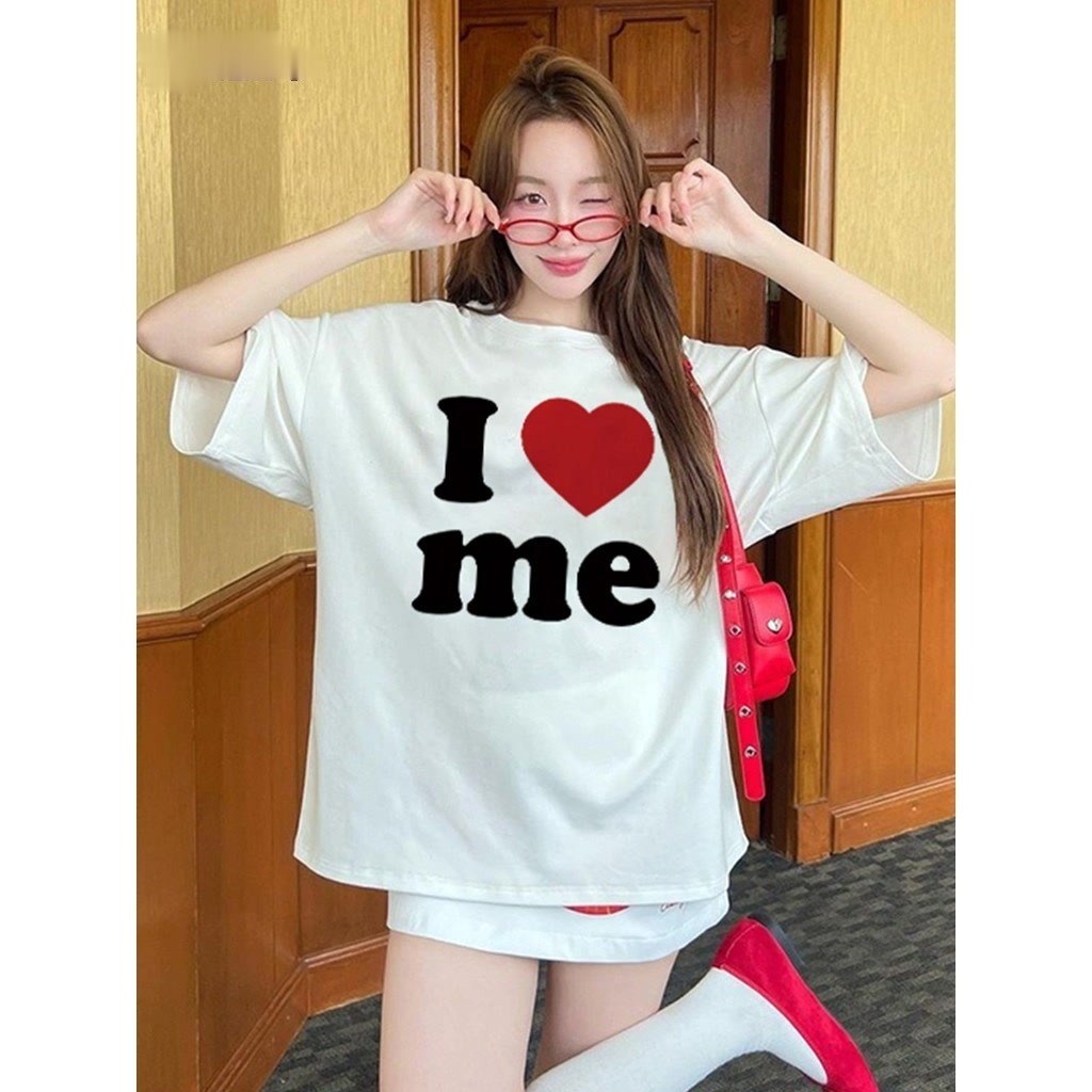 (จัดส่งตลอด 24 ชั่วโมง）Angel Official เสื้อยืด ตัวอักษรที่เรียบง่ายและทันสมัยพิมพ์เสื้อยืดแขนสั้นสำหรับสุภาพสตรี