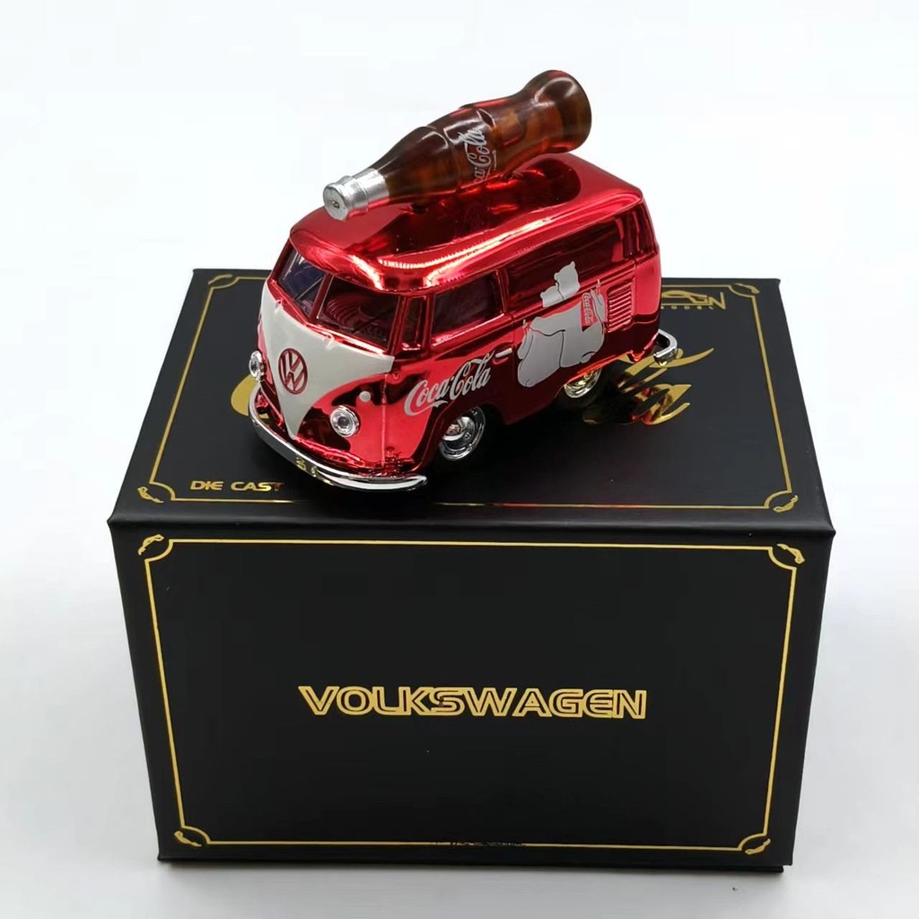 1: 64 Coca-Cola Volkswagen Retro Limited Edition Polar Bear Travel Bus จําลองรถเครื่องประดับ
