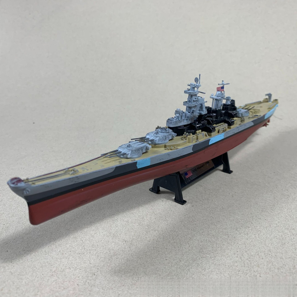 10023 โมเดลโลหะผสมขนาด 1:1000 เรือรบ USS Missouri